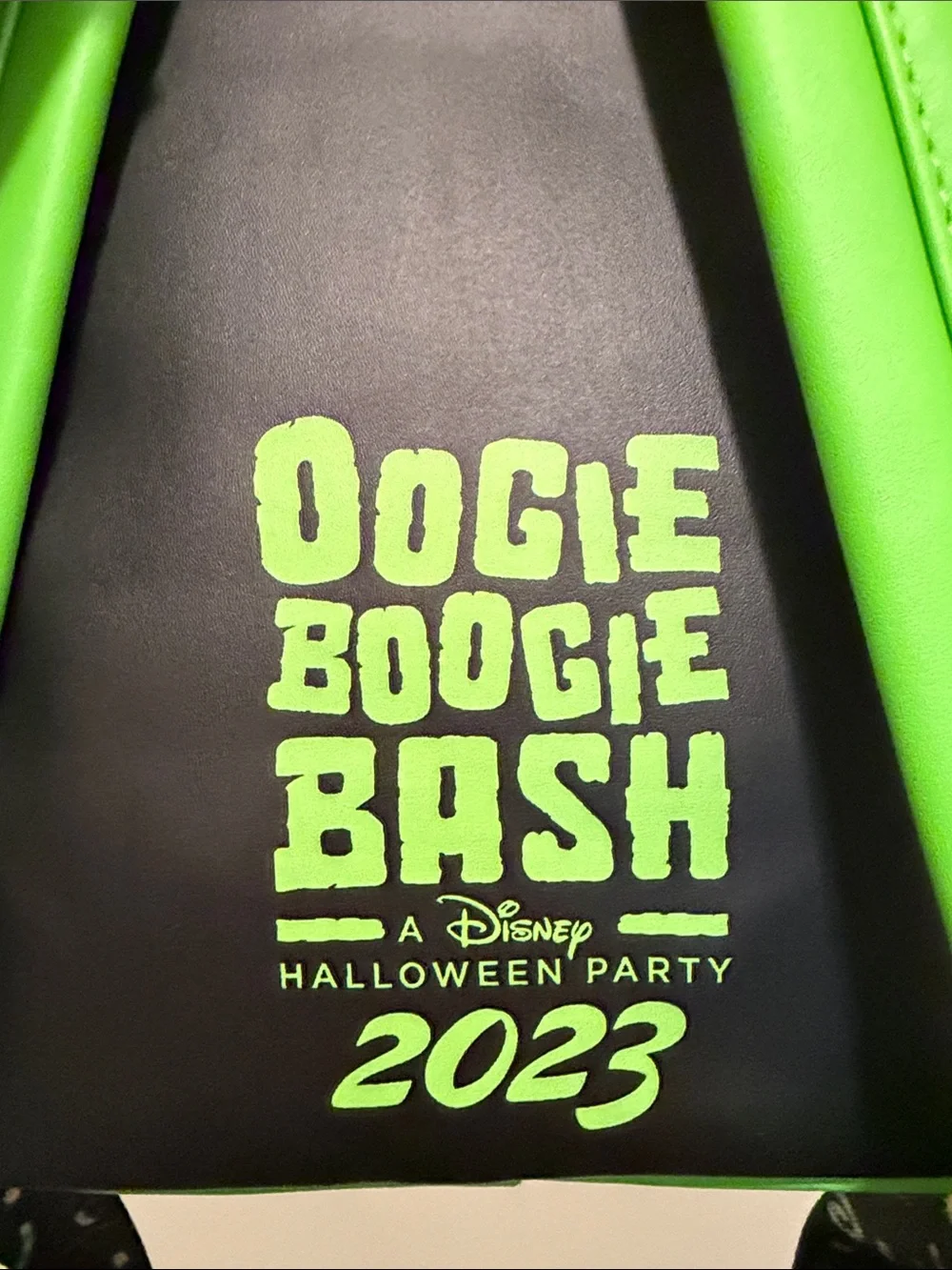 BRAND NEW Oogie Boogie Bash 2023 Loungelfy - Picture 6 of 6